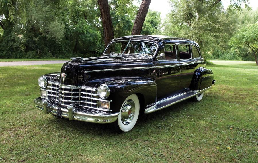  Cadillac Series 75 Fleetwood 7-Passenger Limousine 1948 года  (фото 1 из 2)